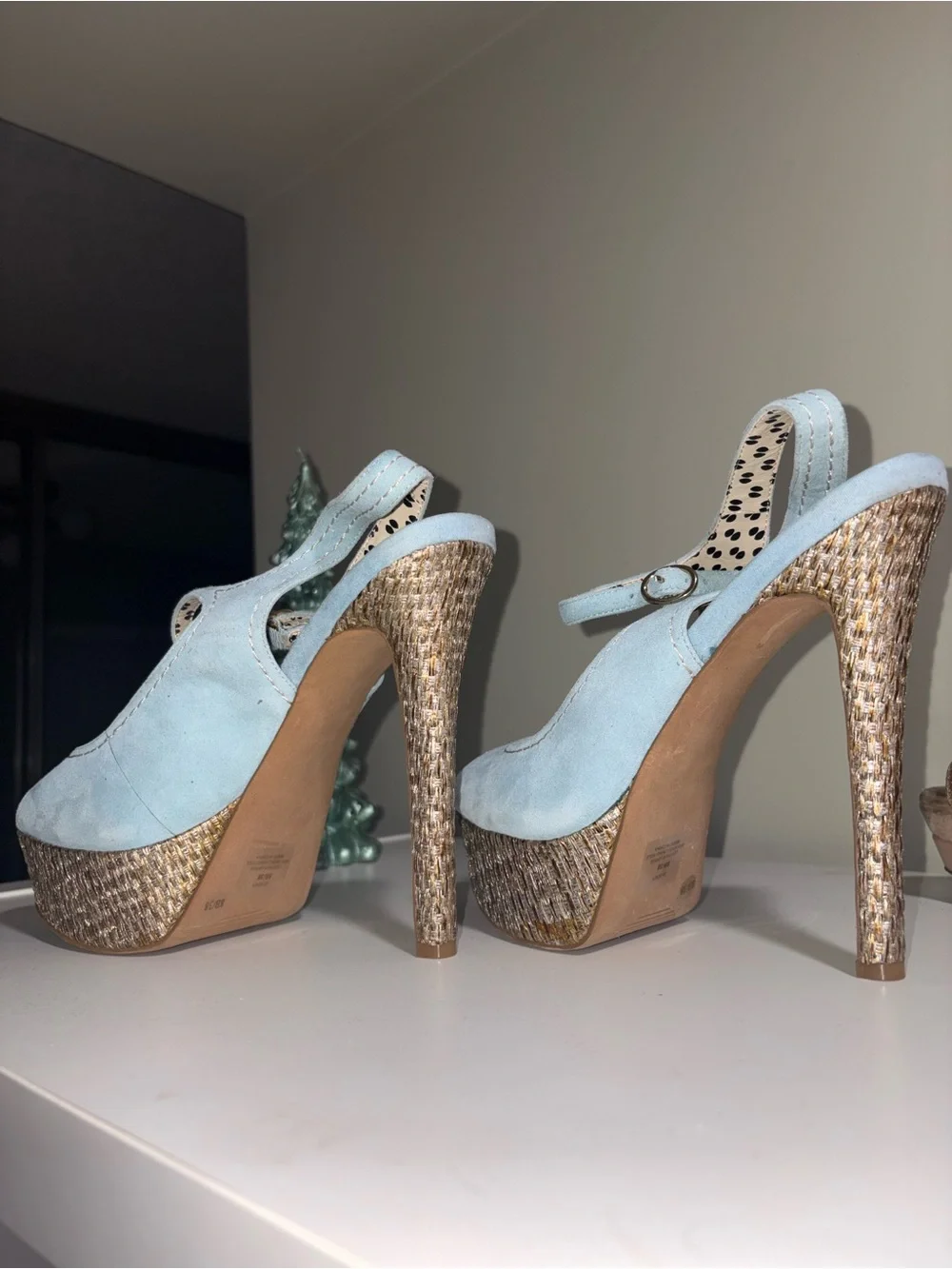 Rare Jessica Simpson Eddy Platform Peep Toe Heels in Blue w/ Woven Gold Platform